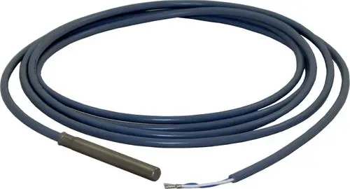 Kesselfühler mit grauem Kabel und metallischem Sensorelement, geeignet für Anwendungen bei Wolf Heizsystemen.